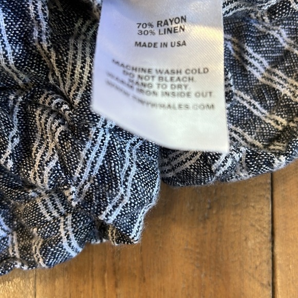 Tiny whales navy pinstripe shortalls - Picture 5 of 6